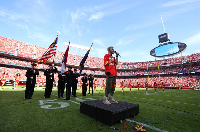 Colton Dixon Performs National Anthem at Kansas City Chiefs Game