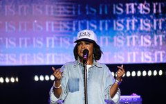 CeCe Winans