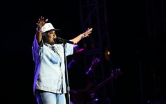 CeCe Winans
