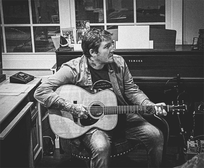 Brian Fallon Shares New Single, 'Amazing Grace'