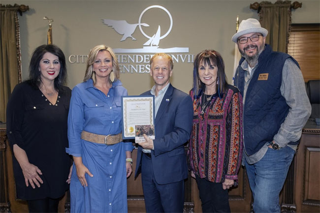 The Isaacs Get Their Day as Hometown Hendersonville, TN Proclaims September 14 'The Isaacs Day'