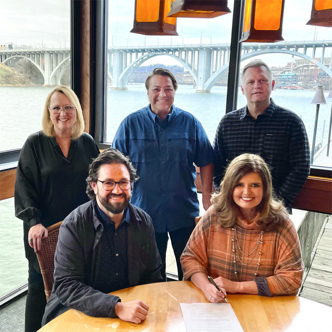 StowTown Records Signs Sunday Drive to Roster of Artists