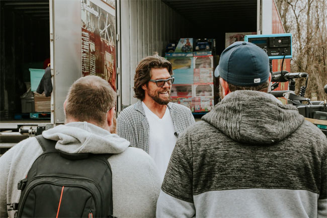 Jason Crabb Joins Disaster Relief Efforts in Western Kentucky