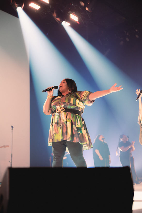 Naomi Raine Wraps Week One of Gospel's First-Ever All-Female Tour: It's Time Tour 2023