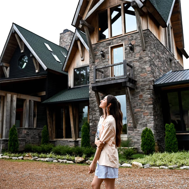 Maddi Jane Runs to the 'Father's House' with New Single