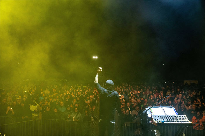 Alex Henry Foster Celebrates Three ADISQ Gala Nominations and Sold-Out Concerts in Europe