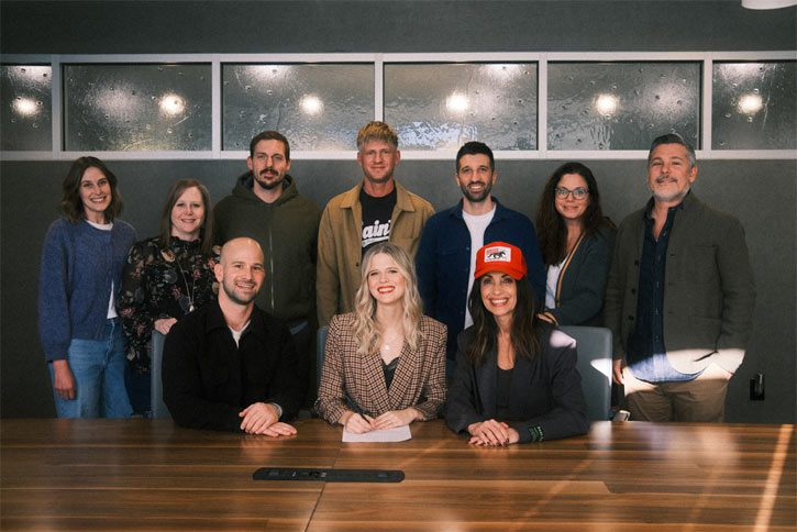 Provident Entertainment Signs Singer/Songwriter Molly Kate Kestner