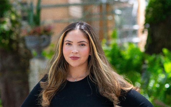 Grace Frances Releases Debut Single 'Again ' Introducing a Powerful New Voice in Contemporary Christian Music