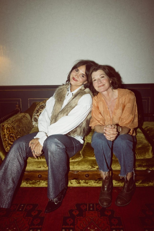 Franni Cash Joins Amy Grant on 'The Me That Remains Tour' This Fall