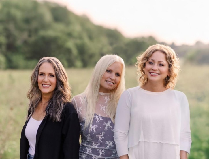 ZOEgirl Announces October 30 Release of 'I Still Believe'